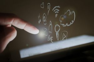 touch-screen-1023966_1280